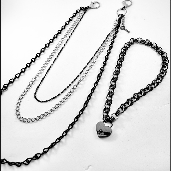 My Black Heart Playtime Couples Choker and Belt Chain - Picture 1 of 9